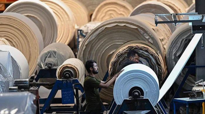 $18bn textile exports in jeopardy, APTMA tells PM