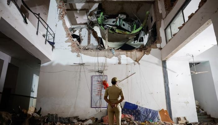 Air India crash: Report points to fuel cutoff by pilot 1 Air India crash: Report points to fuel cutoff by pilot