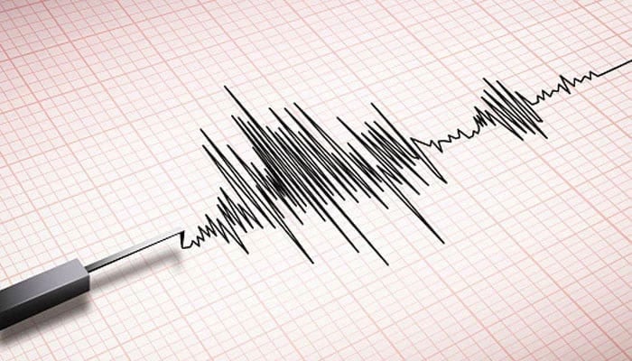 At least eight dead as 6.9-magnitude quake hits central Philippines