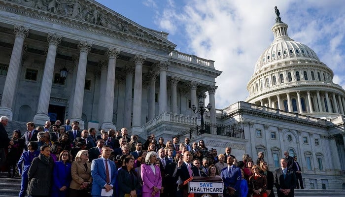 Congress clears deal to end longest US govt shutdown