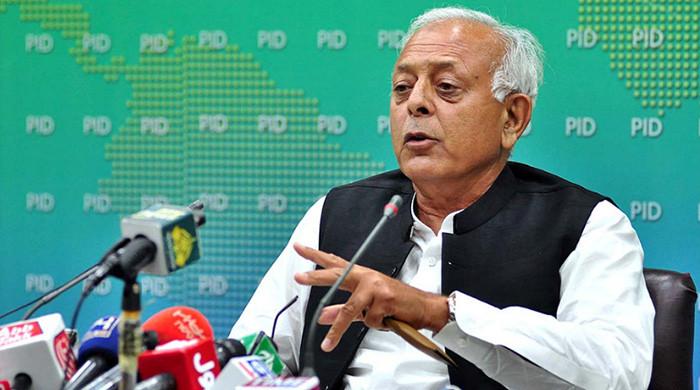 Ex-minister faces probe over controversial statement led to PIA flight ban