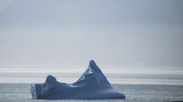 Fact-check: Melting icebergs do not affect world sea levels?