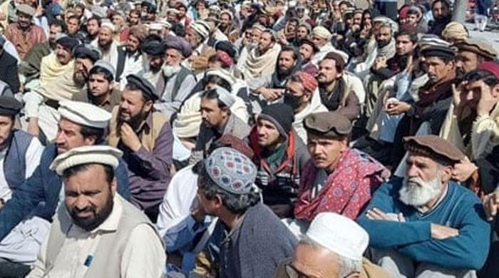Farmers threaten to besiege KP Assembly to protest agri tax