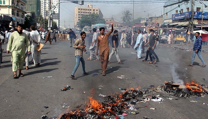 Fear doesn’t fill coffers: global lessons for FBR 1 Fear doesn’t fill coffers: global lessons for FBR