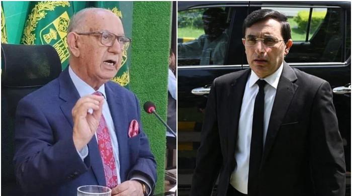 Govt, PTI trade blame over 'stalled talks' as judicial commission remains sticking point