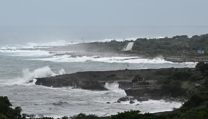 Hurricane Melissa slams Cuba after leaving trail of ruin in Jamaica 2 Hurricane Melissa slams Cuba after leaving trail of ruin in Jamaica