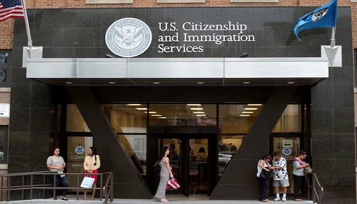 India’s IT industry faces braces for jolts as Trump tightens H-1B visa rules 1 India’s IT industry faces braces for jolts as Trump tightens H-1B visa rules