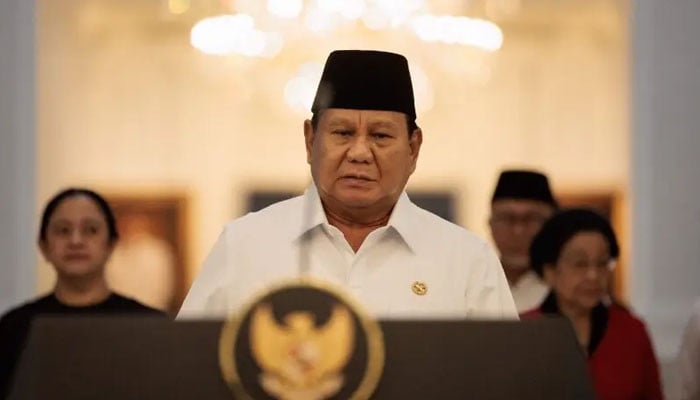 Indonesia cuts lawmaker perks as president tries to quell protests