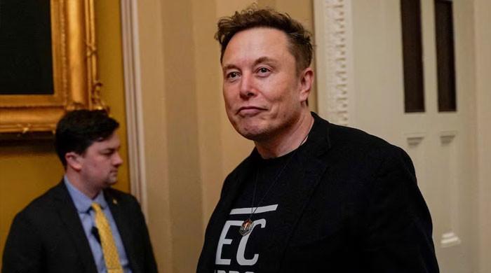 Interim SEC chief cast sole vote against suing Musk 1 Interim SEC chief cast sole vote against suing Musk