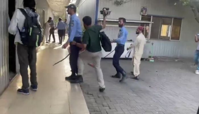 Islamabad police storm National Press Club, assault journalists 1 Islamabad police storm National Press Club, assault journalists