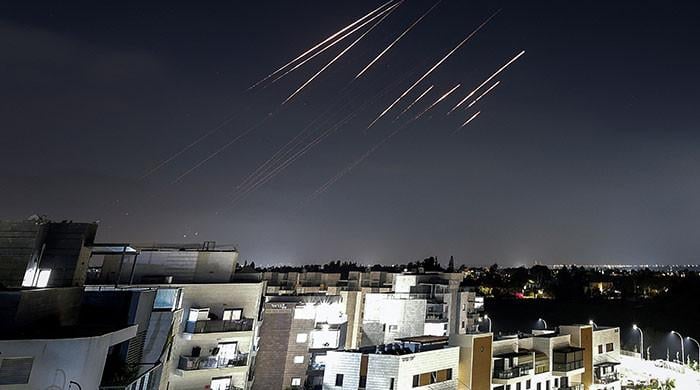Israel and Iran exchange fresh strikes, sparking fears of wider war 1 Israel and Iran exchange fresh strikes, sparking fears of wider war