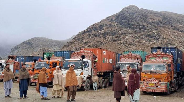 Jirga strives to resolve issue as Torkham border remains closed for 18th day