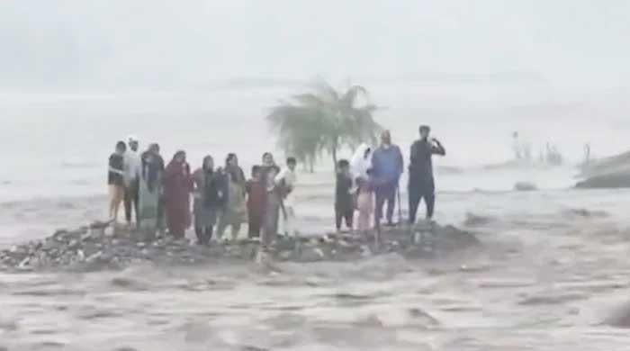 KP to clear Swat riverbed of encroachments after tourist tragedy
