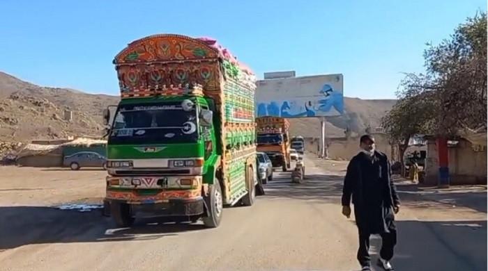 KP vows retaliation after attack forces 64-truck Kurram aid convoy to turn back to Hangu