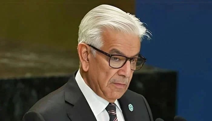 Khawaja Asif hits back at Asad Qaiser over push for no-trust motion