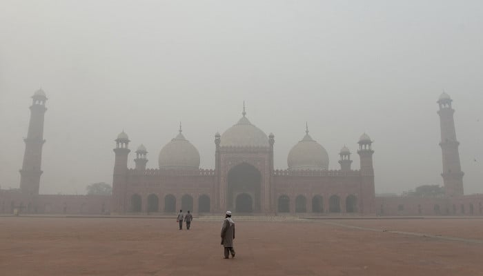 Lahore tops global pollution chart as govt tries to tackle smog crisis 9 Lahore tops global pollution chart as govt tries to tackle smog crisis