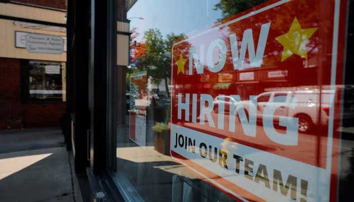 Moderate US job openings, weak hiring underscore labor market stagnation