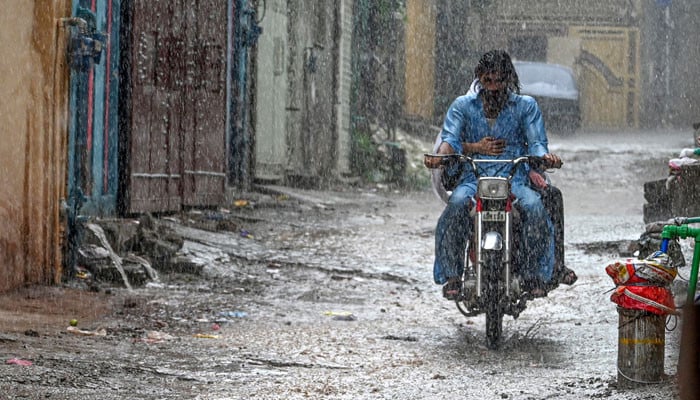 Nationwide heavy rains expected next week, warns PMD