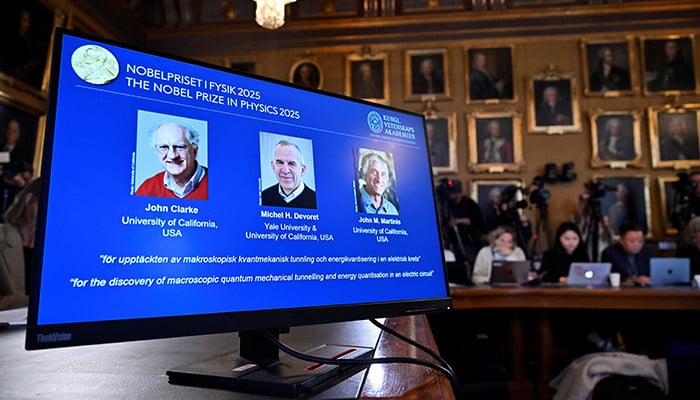Nobel physics prize goes to pioneers of quantum mechanics