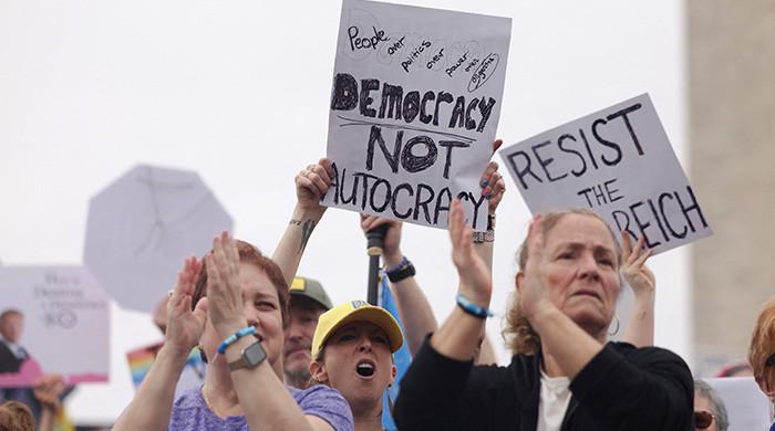 'Not my president': Americans roar back in largest anti-Trump protests yet 1 'Not my president': Americans roar back in largest anti-Trump protests yet