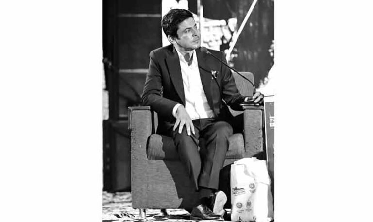 Of fame and glory | Political Economy