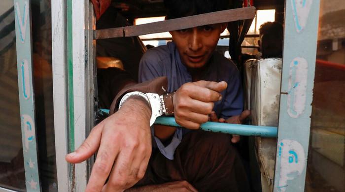 Over 300 illegal Afghans deported from Sindh in ongoing repatriation drive 1 Over 300 illegal Afghans deported from Sindh in ongoing repatriation drive