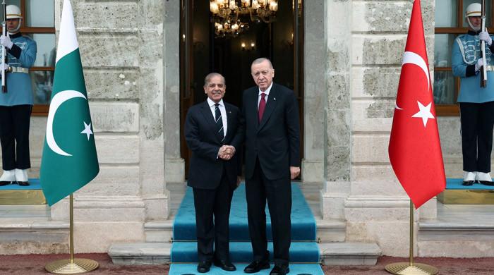 PM Shehbaz meets President Erdogan in Istanbul