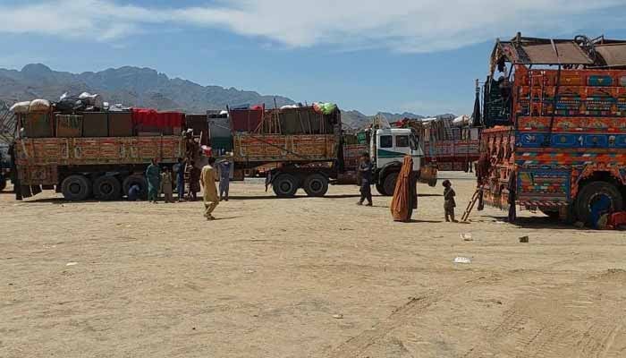 Pakistan reopens Torkham border crossing for repatriation of illegal Afghan citizens 5 Pakistan reopens Torkham border crossing for repatriation of illegal Afghan citizens
