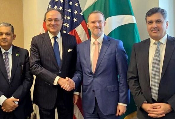 Pakistan wins pivotal US trade deal as India risks penalties over Russian oil imports