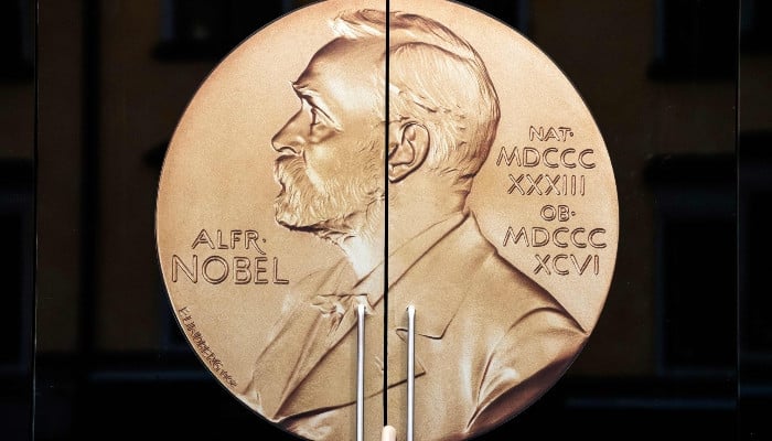 Physics Nobel contenders include computing advances, 'invisibility cloak'