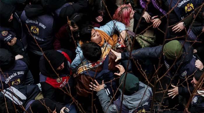 Protests resume as Istanbul mayor spends first night in custody on graft, terror charges 1 Protests resume as Istanbul mayor spends first night in custody on graft, terror charges