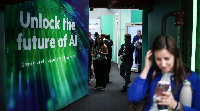 Researchers alarmed as AI begins to lie, scheme and threaten