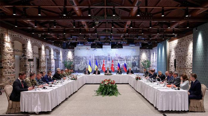 Russia, Ukraine hold first peace talks since 2022