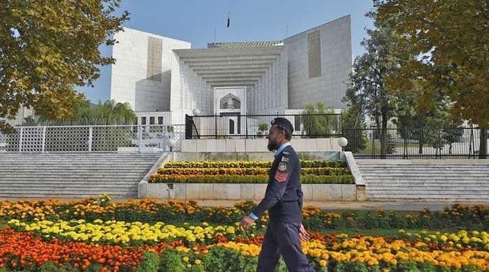 SC rules in favour of IHC judges' transfer, disposes of opposing petitions