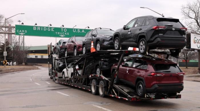 Trump announces 25% tariffs on foreign-built vehicles 1 Trump announces 25% tariffs on foreign-built vehicles