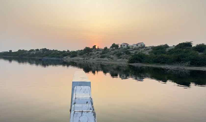 Waiting for floods | Political Economy 1 Waiting for floods | Political Economy