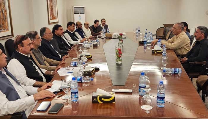 Weeks-long unrest ended in AJK as govt, JAAC strike deal